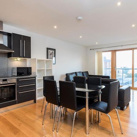 East Croydon Apartments - Just 3 Mins Walk To East Croydon Station Esterno foto
