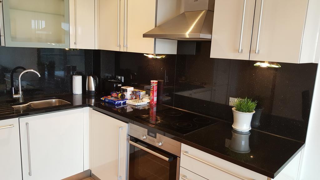 East Croydon Apartments - Just 3 Mins Walk To East Croydon Station Esterno foto