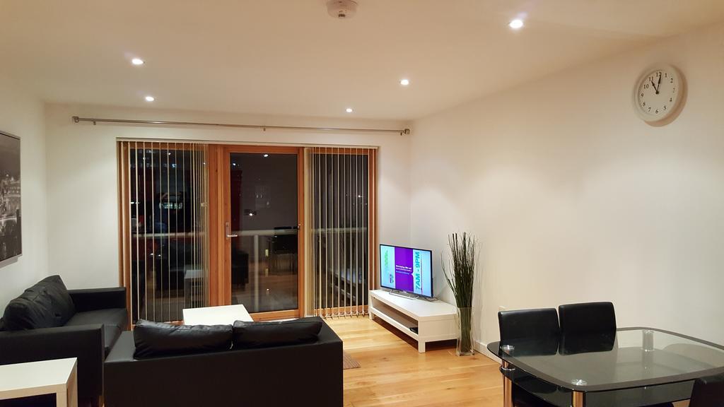 East Croydon Apartments - Just 3 Mins Walk To East Croydon Station Esterno foto