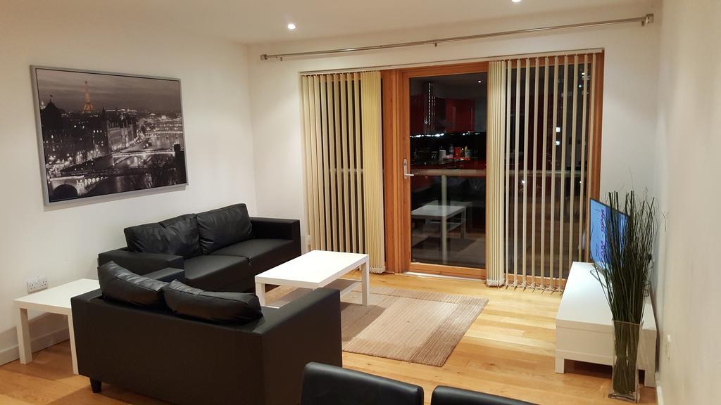 East Croydon Apartments - Just 3 Mins Walk To East Croydon Station Esterno foto