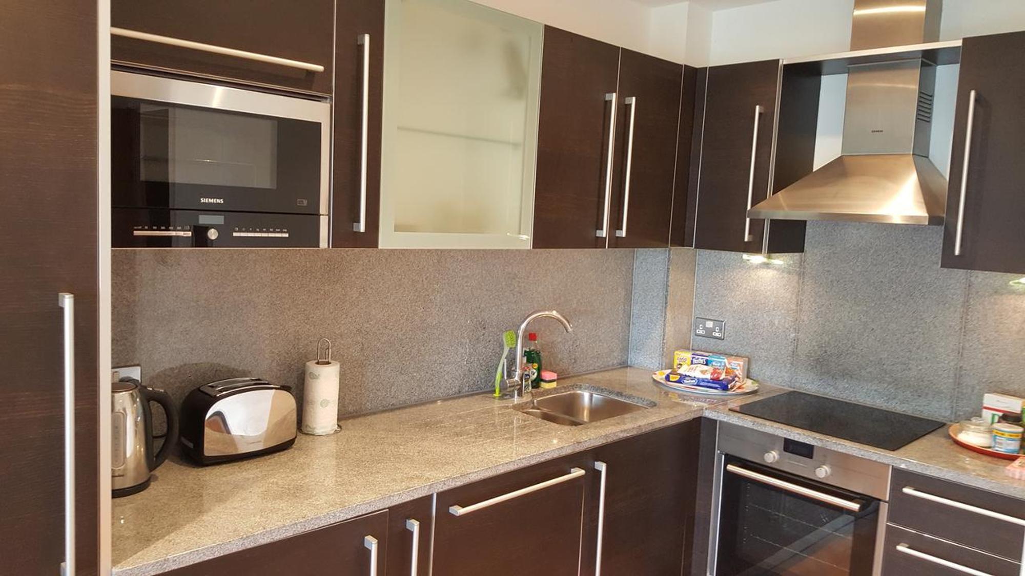 East Croydon Apartments - Just 3 Mins Walk To East Croydon Station Esterno foto