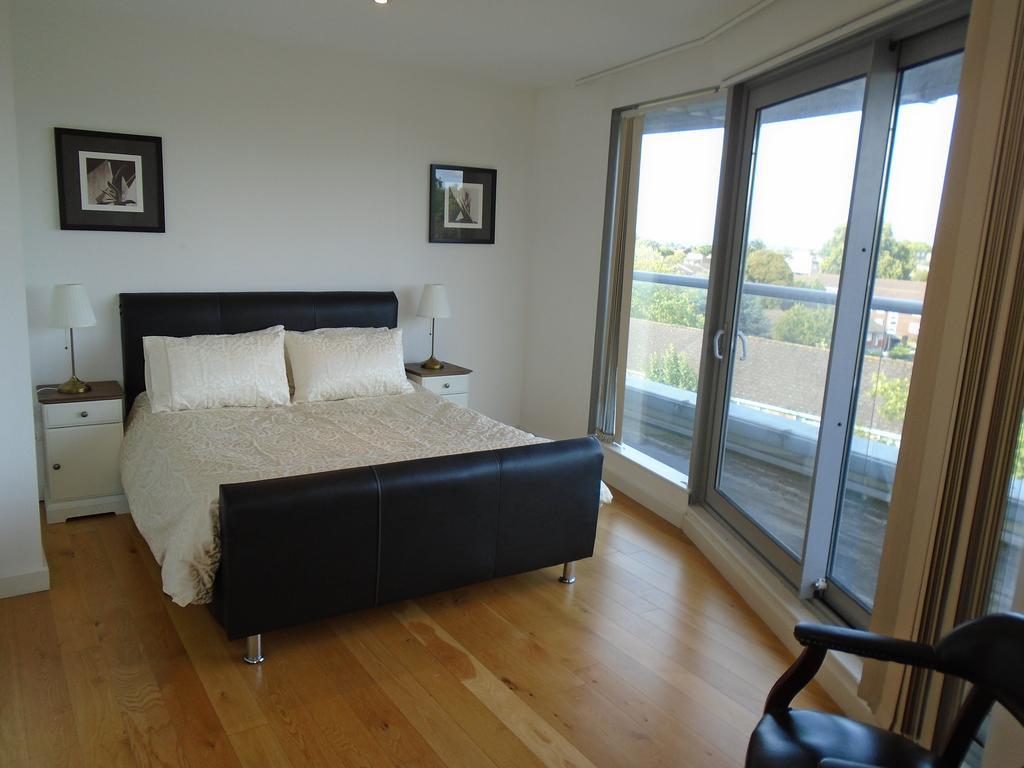 East Croydon Apartments - Just 3 Mins Walk To East Croydon Station Esterno foto