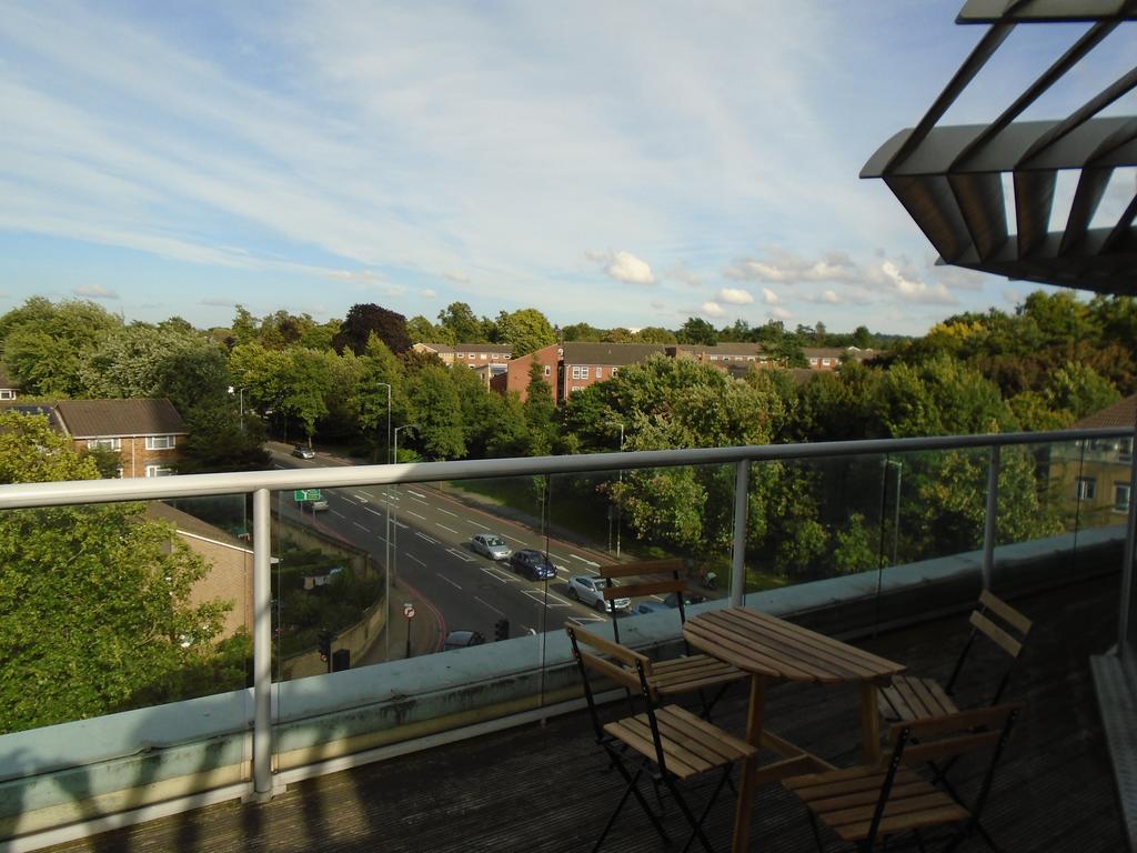 East Croydon Apartments - Just 3 Mins Walk To East Croydon Station Esterno foto