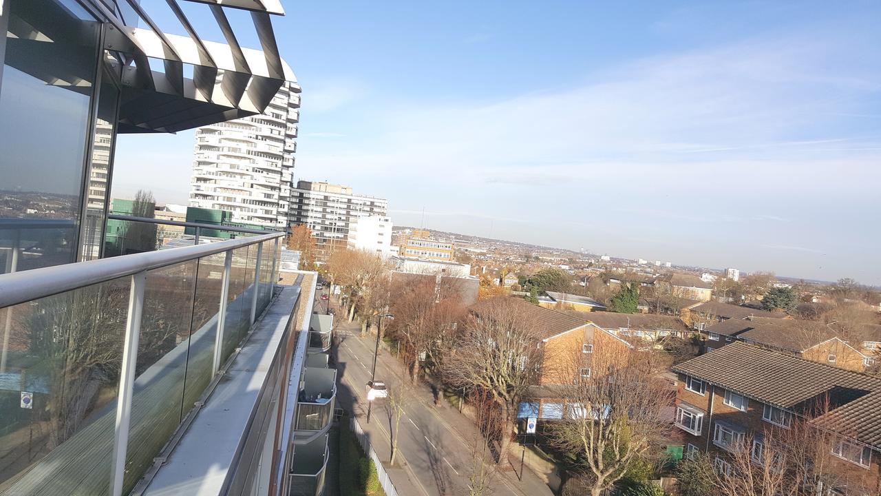 East Croydon Apartments - Just 3 Mins Walk To East Croydon Station Esterno foto